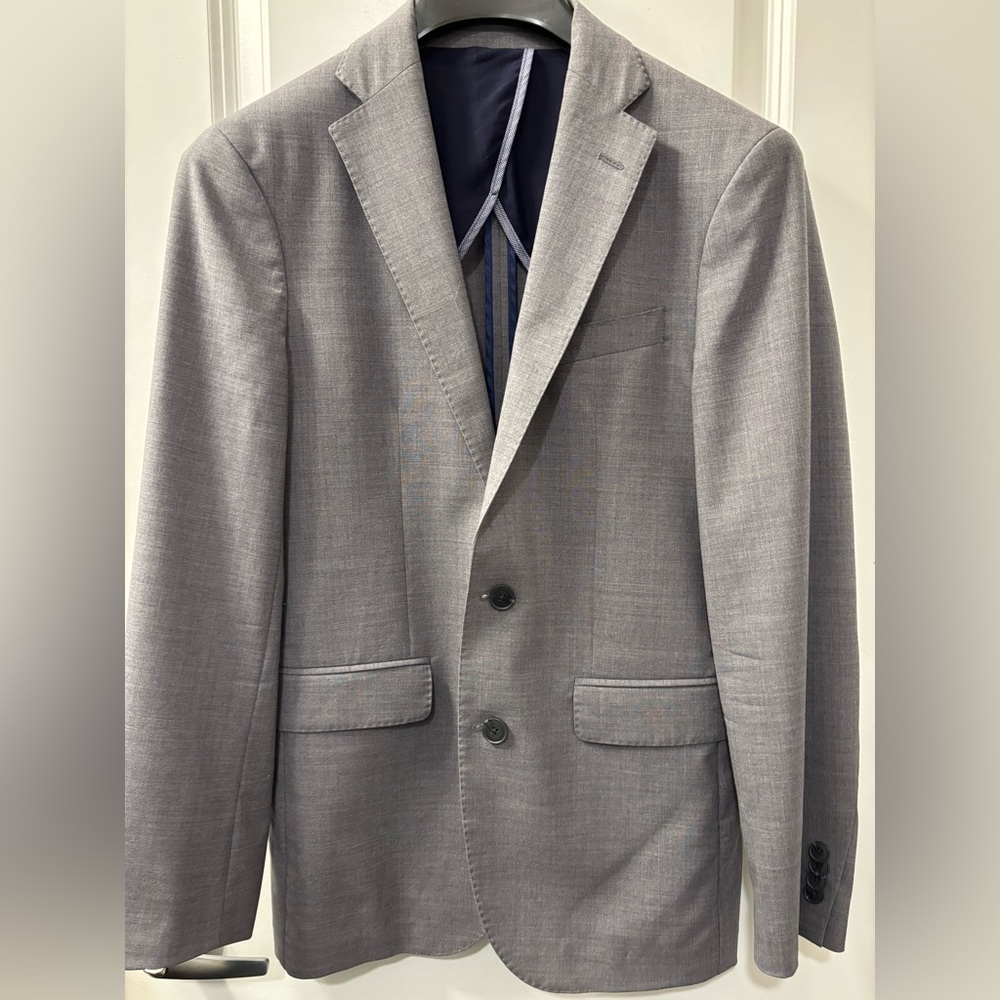 Cole Haan Grand OS Light Gray Sport Coat Sz 36R Blazer Wool Stretch